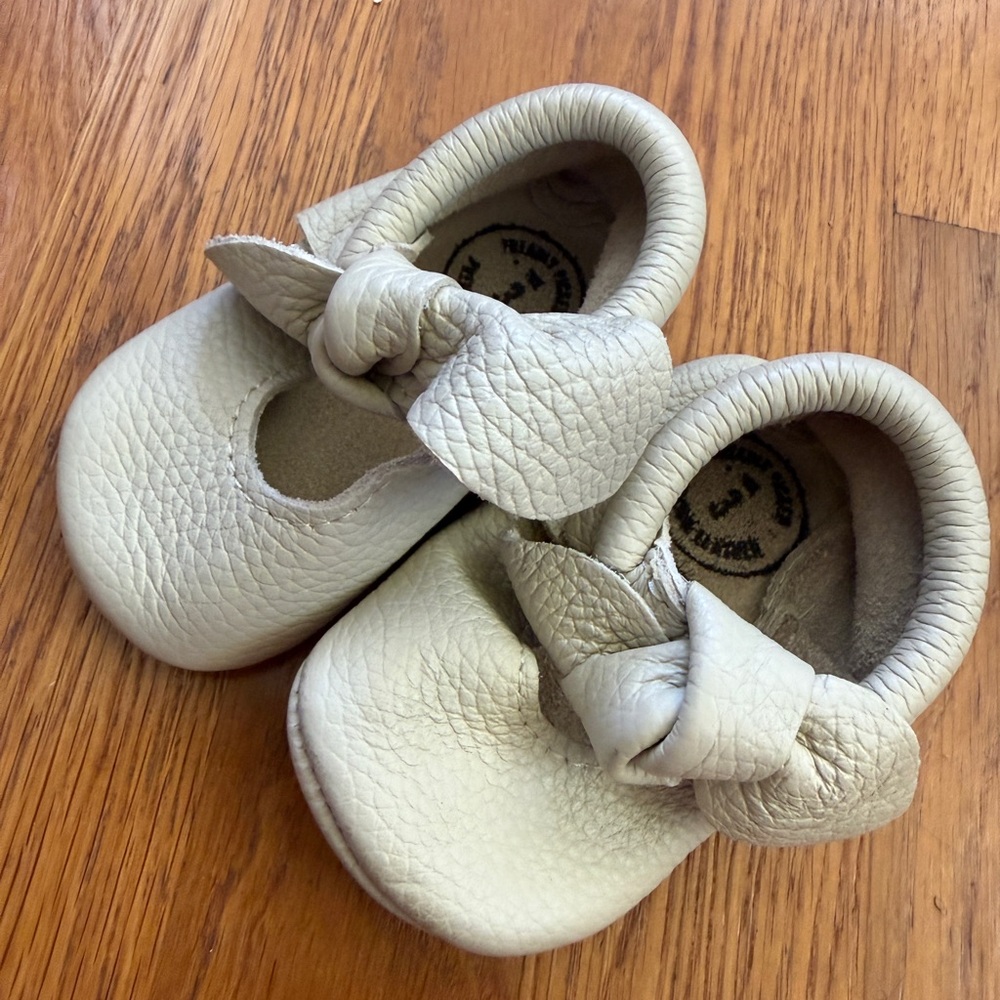 Freshly picked Soft Leather Baby Moccasin Maryjane soft sole walkers, size 3
